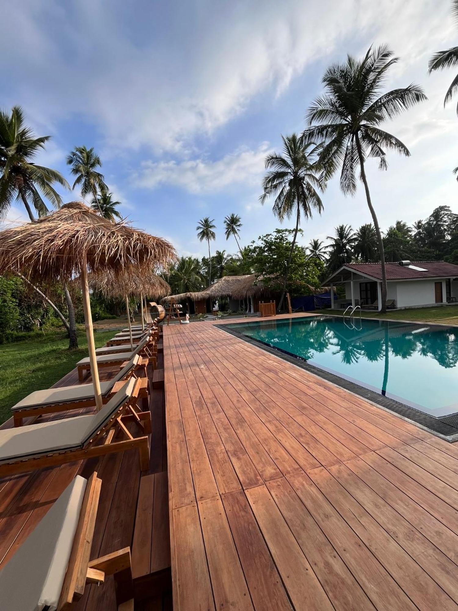 Simply Peace Hotel แทนกาลเล ภายนอก รูปภาพ